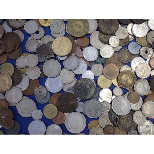 651 - A group of various 19th and 20th century world coins including some silver examples, countries inclu... 