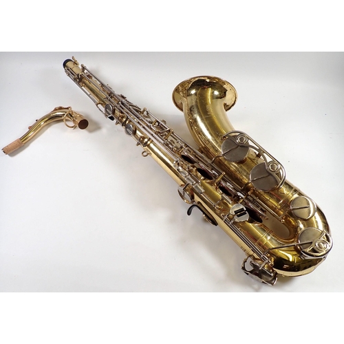 914 - A Yamaha saxophone in case