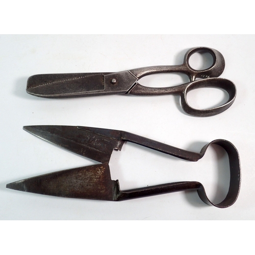 975 - A pair of tailors shears and sheep shears, 27cm long