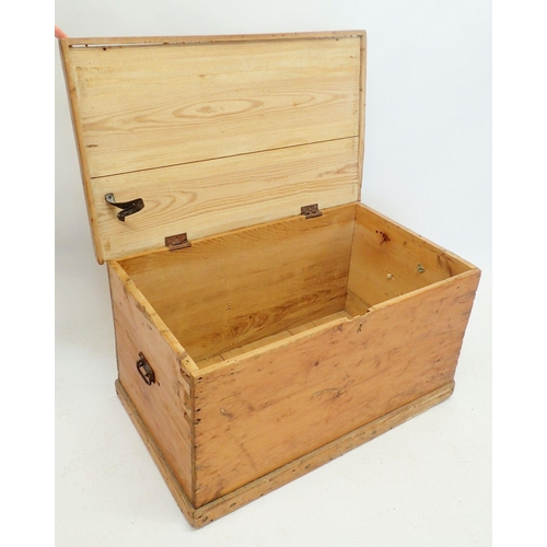 1140 - A Victorian pine blanket box with iron handles, 90 x 54 x 48cm