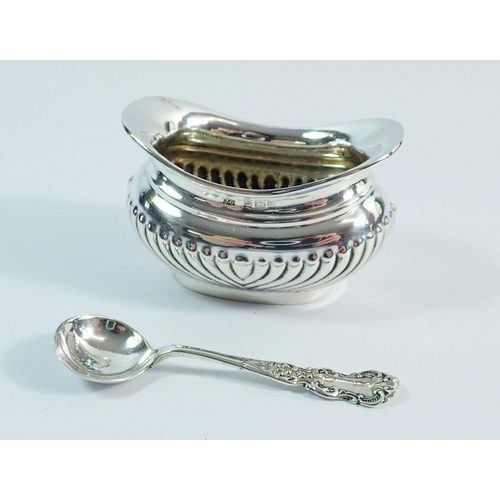 241 - A set of four half gadrooned silver salts and spoons cased, Birmingham 1902 by Joseph Gloster