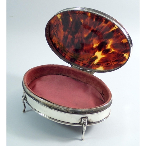 309 - A silver and tortoiseshell oval dressing table box, by E S Barnsley & Co, Birmingham 1915, 15 x 11cm