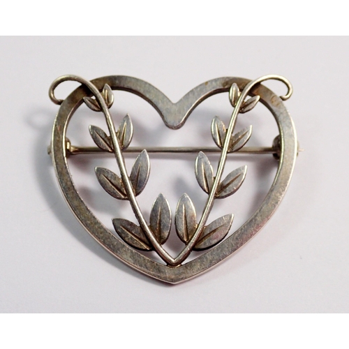 357 - A Danish silver heart form brooch by Georg Jensen No 242-B designed by Arno Malinowski, 2.8 x 2.5cm