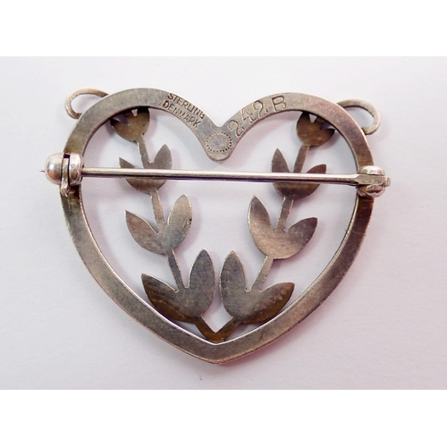 357 - A Danish silver heart form brooch by Georg Jensen No 242-B designed by Arno Malinowski, 2.8 x 2.5cm