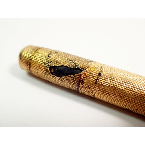 367 - A 9 carat gold fountain pen - a/f