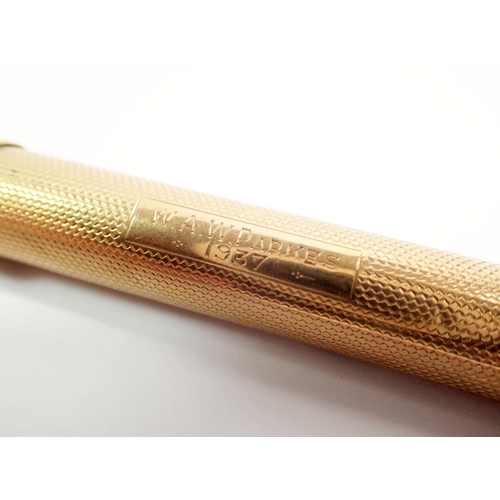 367 - A 9 carat gold fountain pen - a/f