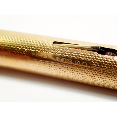 367 - A 9 carat gold fountain pen - a/f