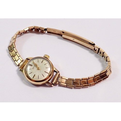 454 - A gold plated ladies Aero watch on 9 carat gold bracelet, total weight 16g, strap weight approx 8g