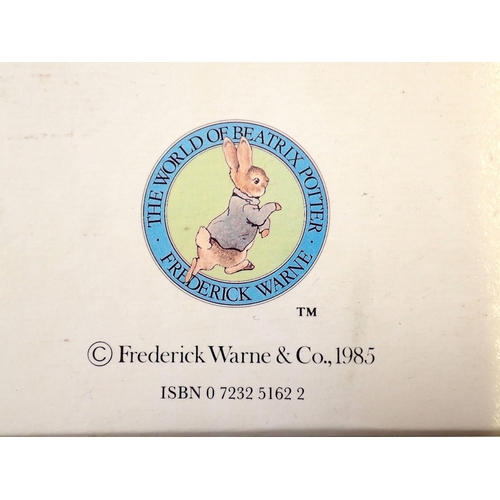 543 - Beatrix Potter The World of Peter Rabbit presentation box set, the original and authorized editions ... 