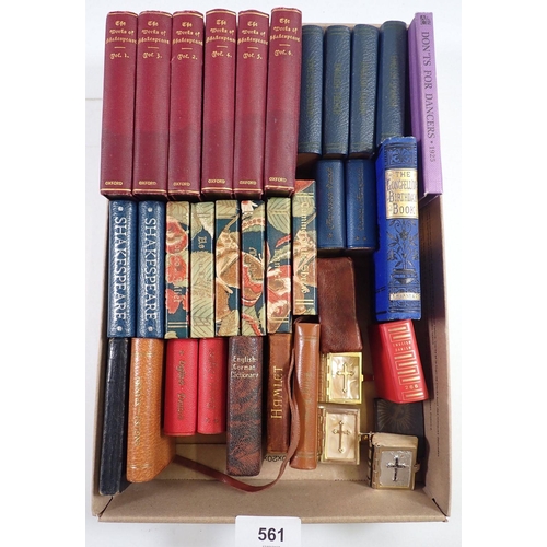 561 - A quantity of miniature books including Shakespeare