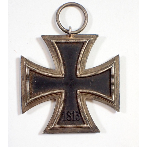 591 - A German WWII Iron cross, 2nd class