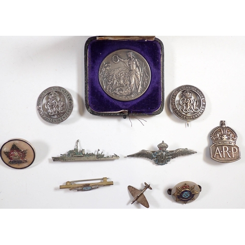 592 - A British Army in France Best Skill With the Rifle medal - boxed, two WWI wound badges, various swee... 