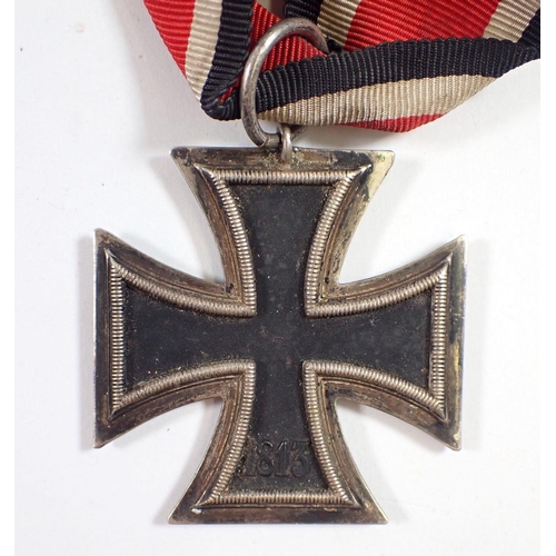 597 - A German WWII Iron cross, 2nd class, maker S Jablonski Posen No 128