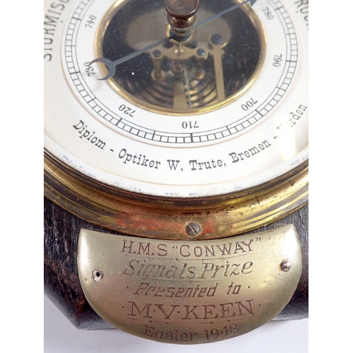 609 - A HMS Conway octagonal barometer presented to M V Keen 'Signals Prize' 1948, 14cm diameter