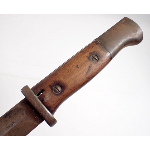 638 - A German WWII Hauser bayonet, dated 1937 No 3652, 38cm