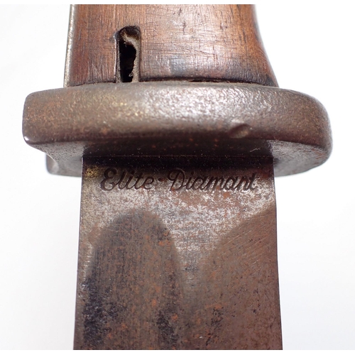 638 - A German WWII Hauser bayonet, dated 1937 No 3652, 38cm