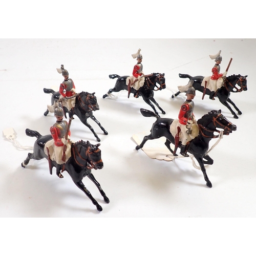 696 - A Britains boxed military set, 2nd Lifeguards No 43, five mounted soldiers, four with rifles and a b... 