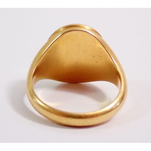 298 - A gold gentlemens signet ring set bloodstone, 10g, size O to P, unmarked but tested as 18ct gold