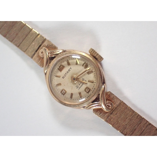 524 - A 9 carat gold Rotary ladies wristwatch and 9 carat gold strap, total weight 18.6g