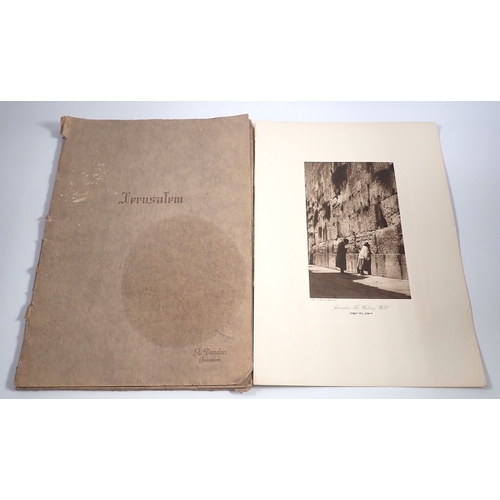 Lot 579       