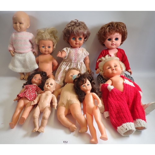 Lot 652       