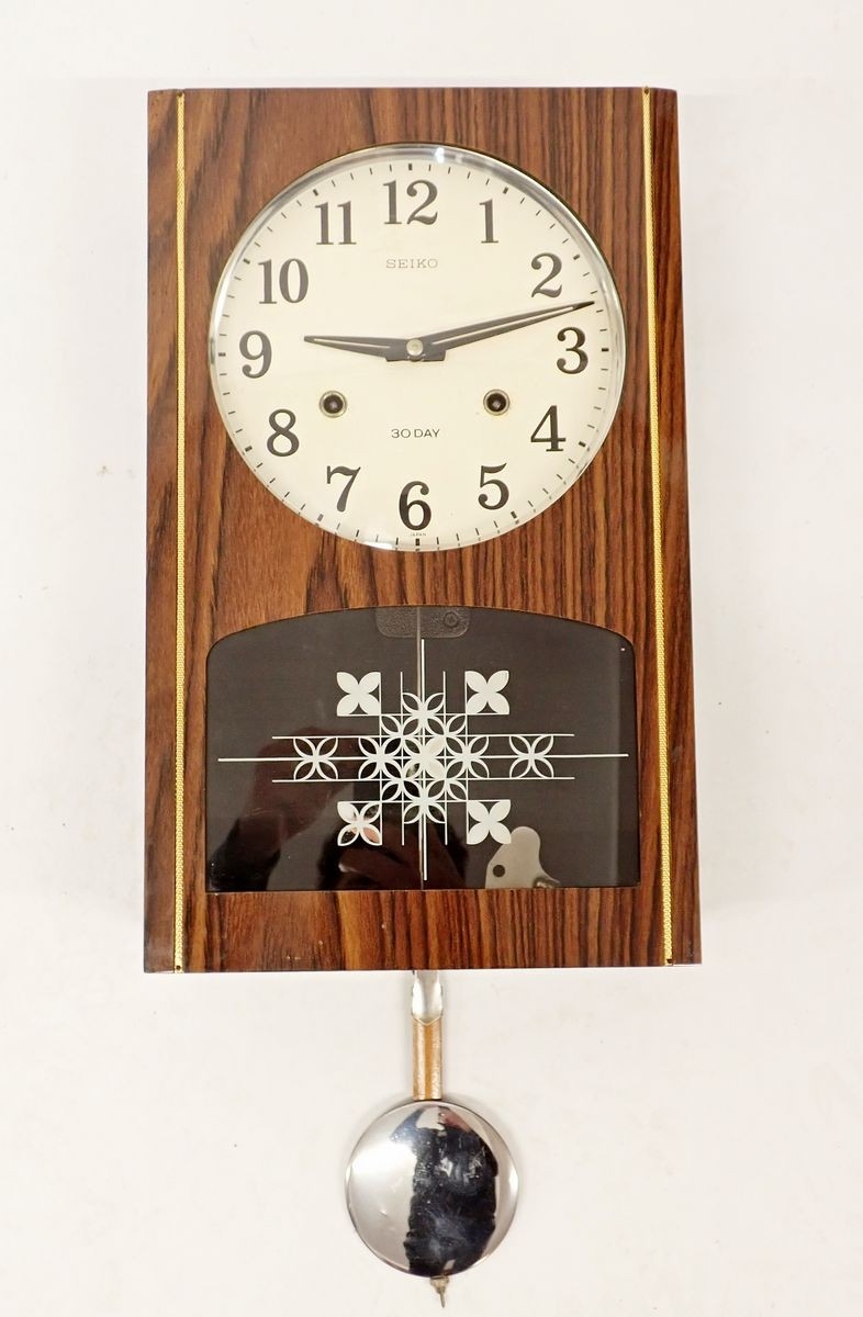 A Seiko thirty day retro wall clock, 42cm high