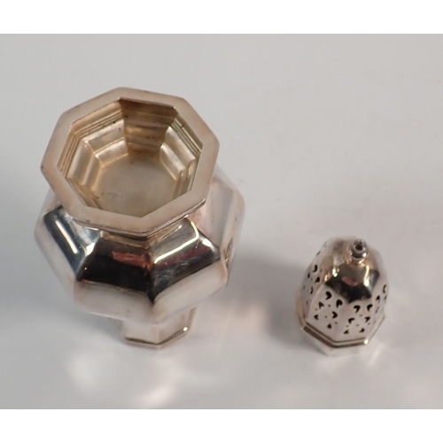 211 - A silver sugar caster by Hampton Utilities, Birmingham 1963, 17cm tall, 155g