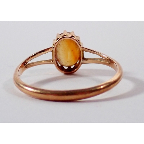 258 - A 9 carat gold Cairngorm ring, size M, 1.3g