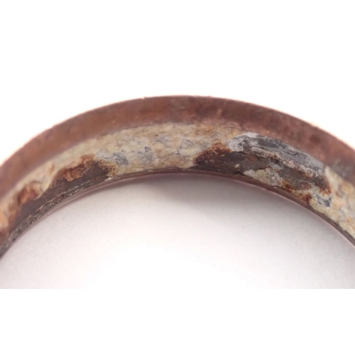 260 - A yellow metal cased gentleman's wedding ring, (with metal core & composition filling to interior) s... 