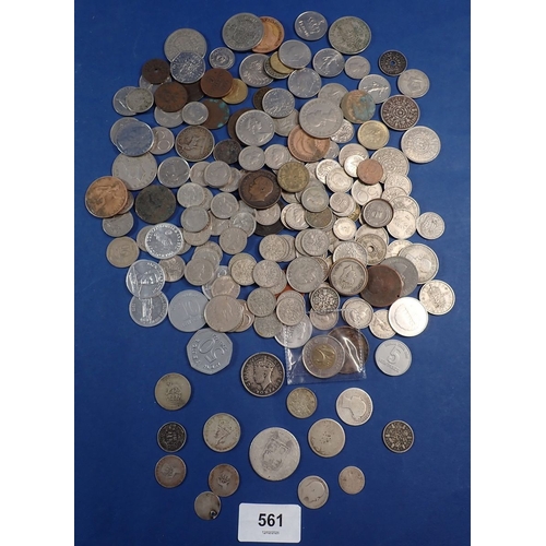 561 - A group of British and world coins including 27g pre 1920 silver, 21g pre 1947 .500 silver, some 19t... 