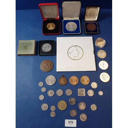 570 - A group of British and World coins and medals including silver content examples Victoria shilling 18... 