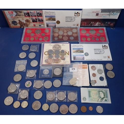578 - A collection of British coins including commemorative crowns, two pound coins, cased sets etc