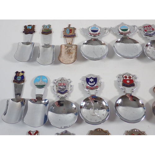 189 - A collection of chrome souvenir tea caddy spoons