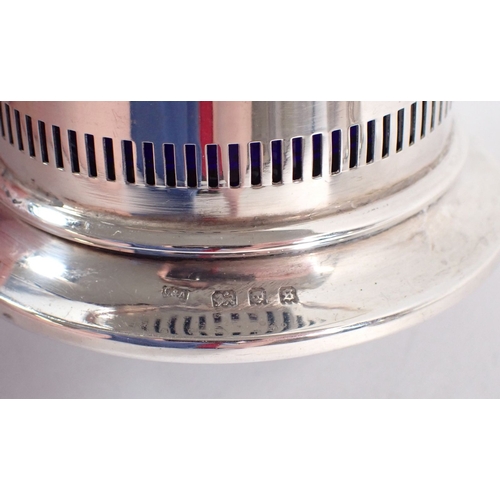 218 - A Victorian silver salt London 1873 and later mustard pot, Birmingham 1919, 95g