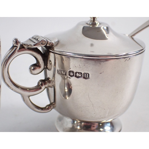 232 - A silver cruet set by Lee & Wigfull, Sheffield 1937, 162g and a pair of silver plate knife rests, 9c... 