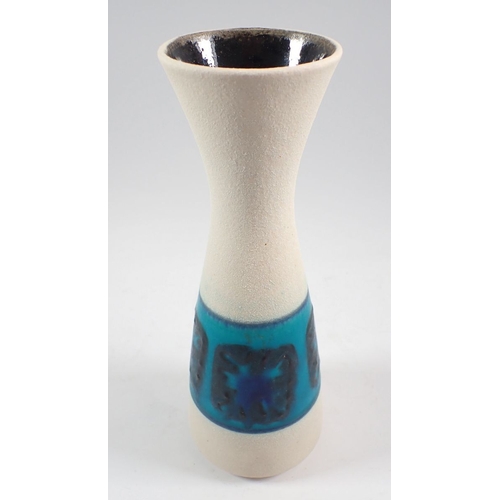 Lot 32        
