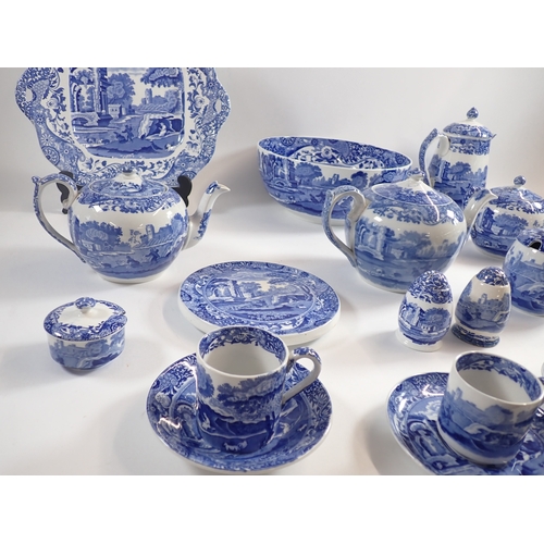 28 - A Copeland Spode Italian group including a graduated set of three teapots, stand, coffee pot, four c... 