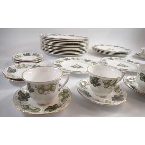 32 - A Royal Worcester part dinner service Hop Pattern including twelve dinner plates, four breakfast pla... 