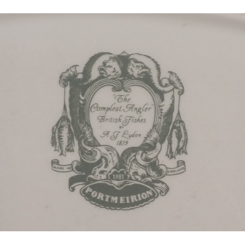 21 - A Marlborough Old English Ironstone fish service with three serving plates and eight dinner plates p... 