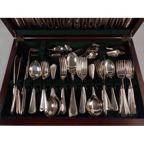 235 - An Elkingtons silver plated cutlery set - eight place settings, boxed