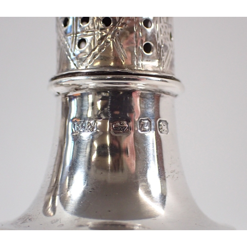 267 - A pair of silver pepper pots by Hilliard & Thomasson, Birmingham 1899, 7cm high, 41g