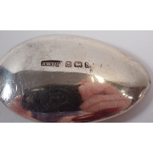 278 - A silver Queen Victoria commemorative spoon, two silver golf spoons and a silver anointing style spo... 