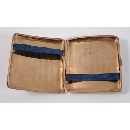 372 - A 9ct gold cigarette case by Clark & Sewell, Chester, 8.5cm long, 86g