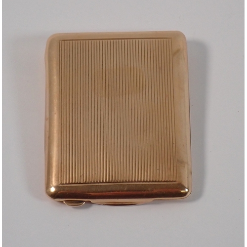 375 - A 9ct gold ribbed matchbox case by Cohen & Charles, London 1922, 6cm long, 31g