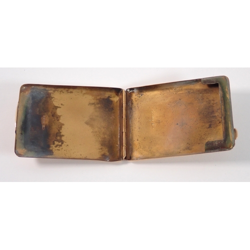 375 - A 9ct gold ribbed matchbox case by Cohen & Charles, London 1922, 6cm long, 31g