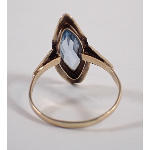 376 - A 14 carat gold ring set marquise form blue synthetic spinel, size N, 2.3g