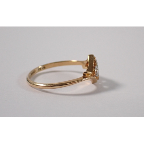 397 - An Art Deco 18ct gold ring set four diamonds in a quatrefoil head, size N, 2g