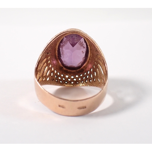 401 - A Russian 14 carat gold ring set large oval cut synthetic purple sapphire in gold filigree setting, ... 