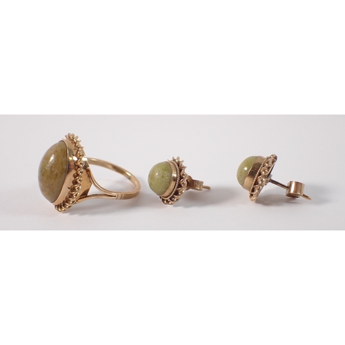 407 - A 9ct gold green connemara marble ring, and a pair of matching earrings, ring size N, total weight 6... 