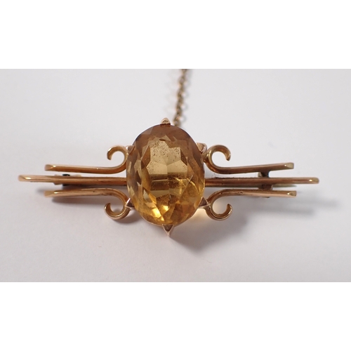 426 - A Victorian 15ct gold brooch set citrine, citrine - 1.35cm long, brooch width 4.3cm, total weight 6g